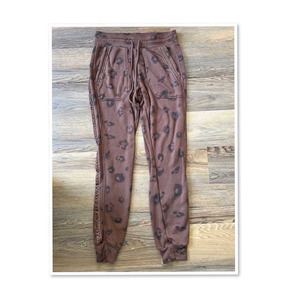 Splendid Corinna Jogger - Picture 2 of 11